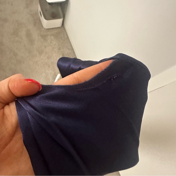 Navy blue silky Monique dress - Picture 4 of 5